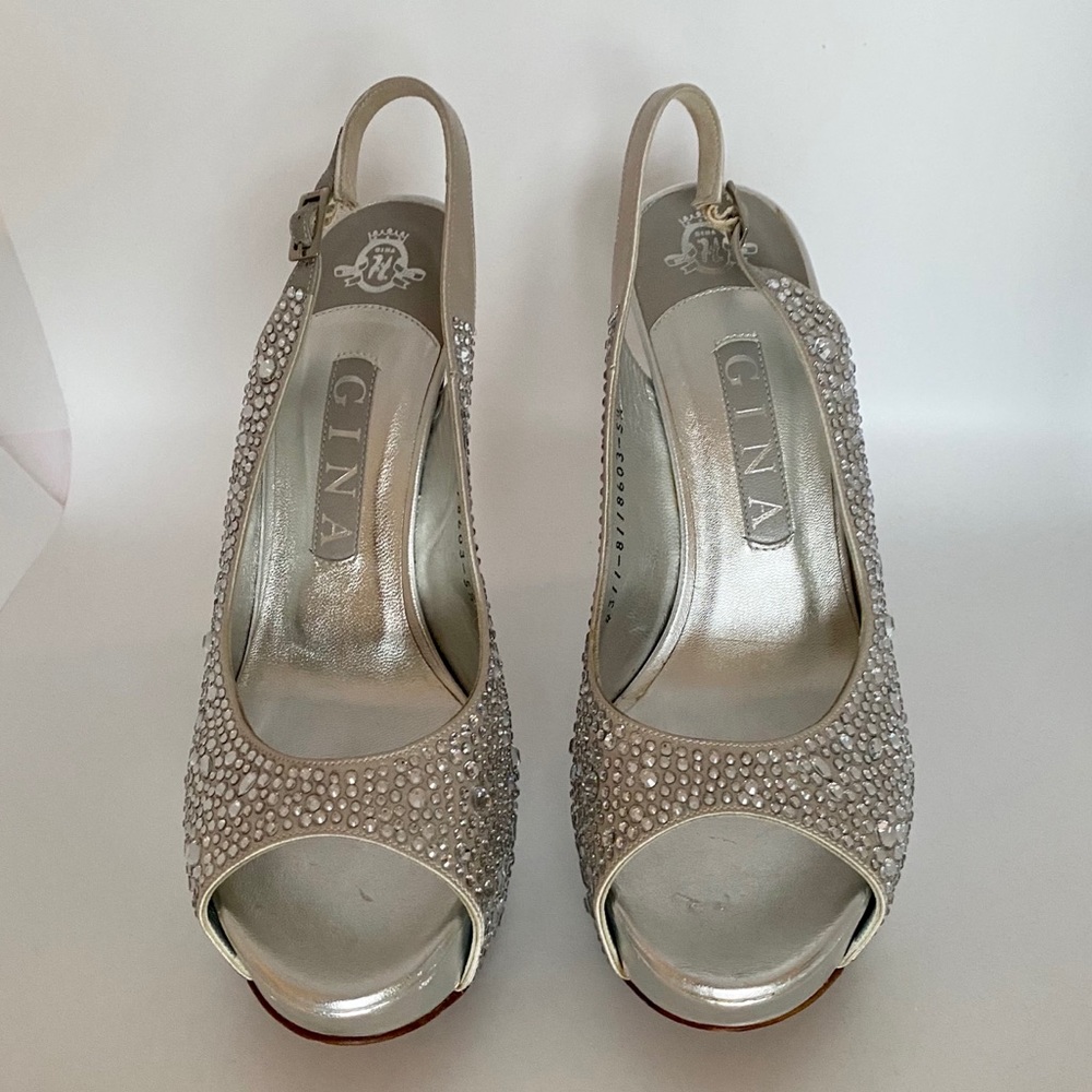 🖤🖤Gina Silver Leather Swarovski Crystal Sandals🖤🖤 Black Friday